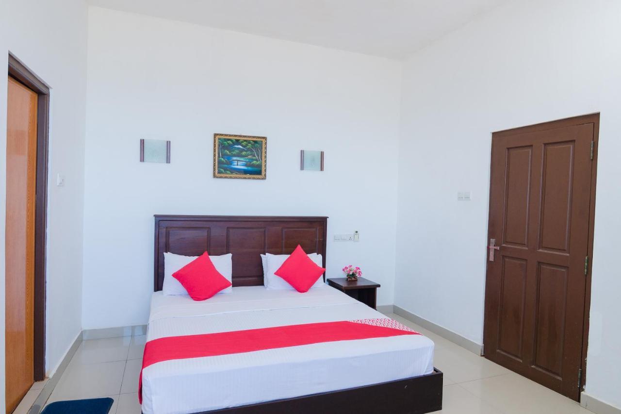 Coral Breeze Colombo Hotell Eksteriør bilde